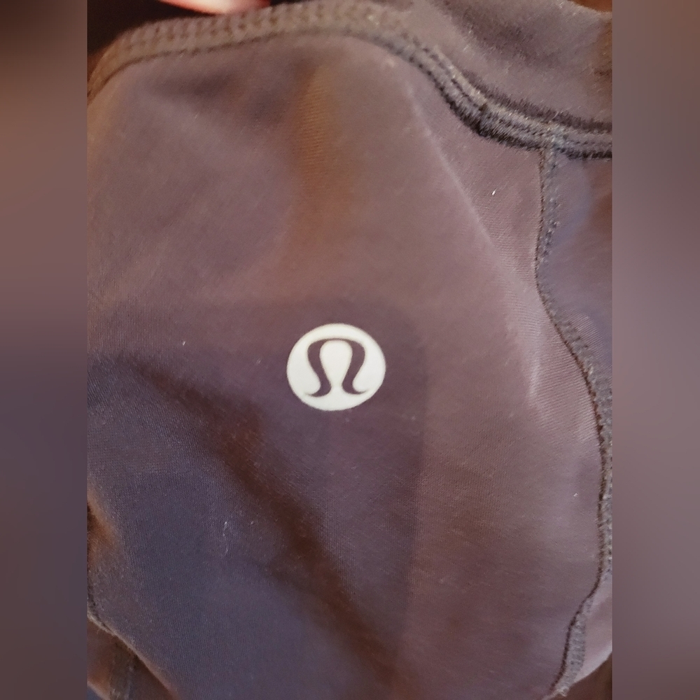 NWOT Lululemon Cross Train Long Sleeve Top (Black) - Picture 11 of 13
